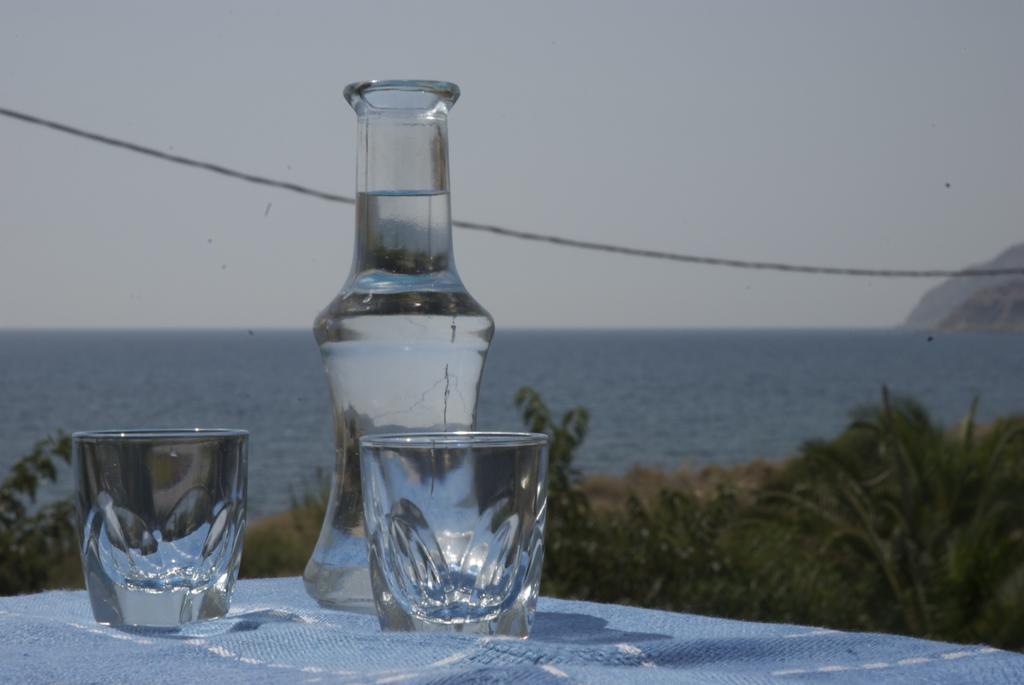 Sarikampos Beach Mírtos Luaran gambar